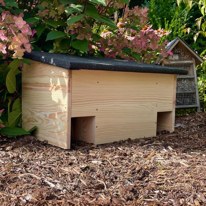 GARTENETAGE Igelfutterhaus ohne Boden aus Massiv-Holz/Igelhaus Winterfest, Katzensicher/Igelfutterha