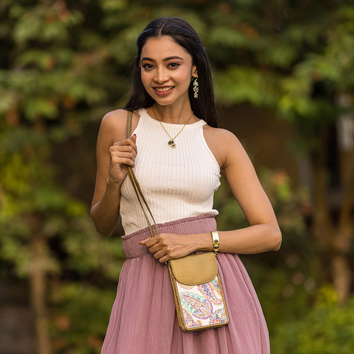 Anuschka RFID Crossbody Handytasche mit Börse - Wanderlust Kollektion - Nylonstoff mit Leder Trim un