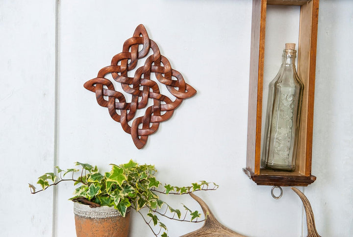 Windalf Celtic Holz-Ornament ISIRA 28 cm Handgearbeitete keltische Knoten Holz Wand-Holzrelief