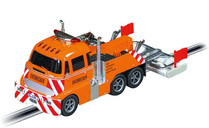 Carrera Digital 132 Track Cleaning Truck, 31094