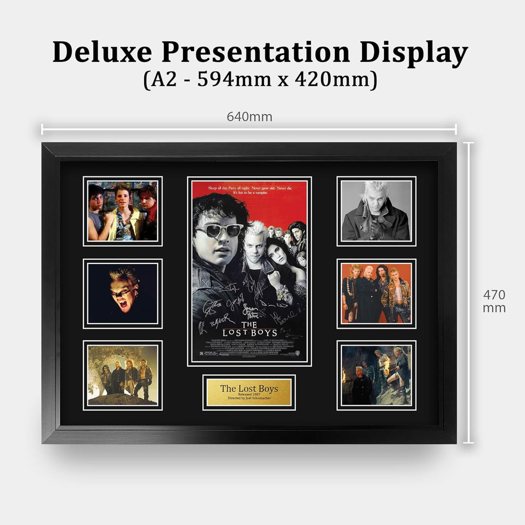 HWC Trading FR A2 Lost Boys Geschenke Geducktes Signiertes Autogramm Präsentationsdisplay für Fans v