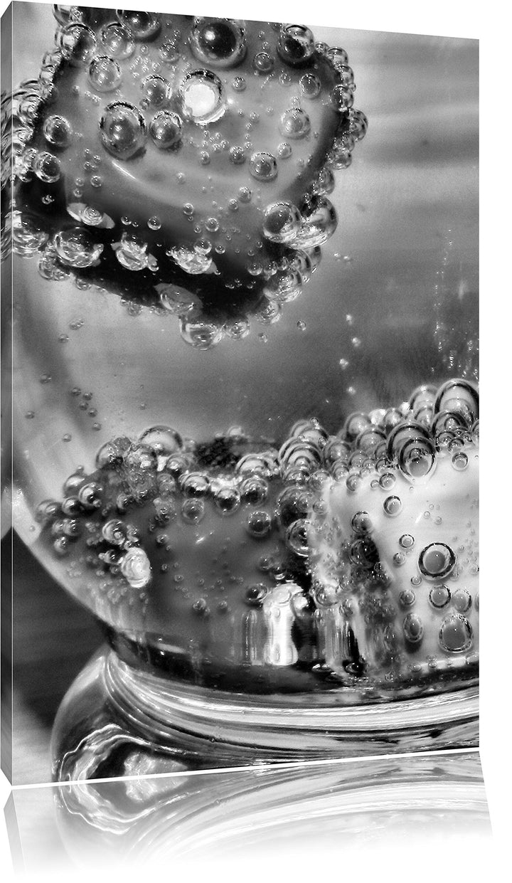 Pixxprint Würfel in Mineralwasser als Leinwandbild | Grösse: 100x70 | Wandbild| Kunstdruck | fertig