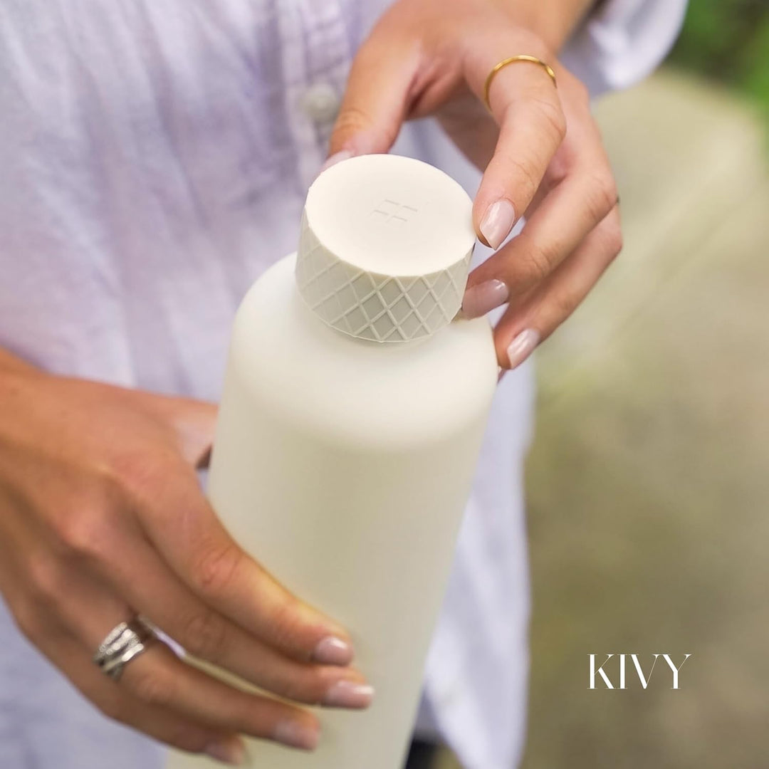 KIVY Trinkflasche 650ml [BPA FREI] Auslaufsicher &amp; Spülmaschinenfest - Wasserflasche für Kinder &amp; Er
