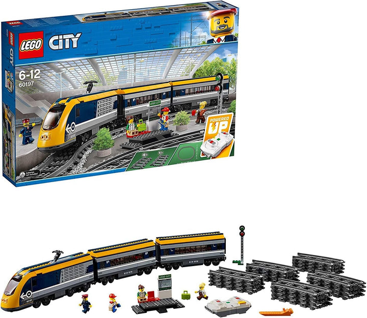 LEGO 60197 City Personenzug mit batteriebetriebenem Motor, ferngesteuertes Set mit Bluetooth-Verbind