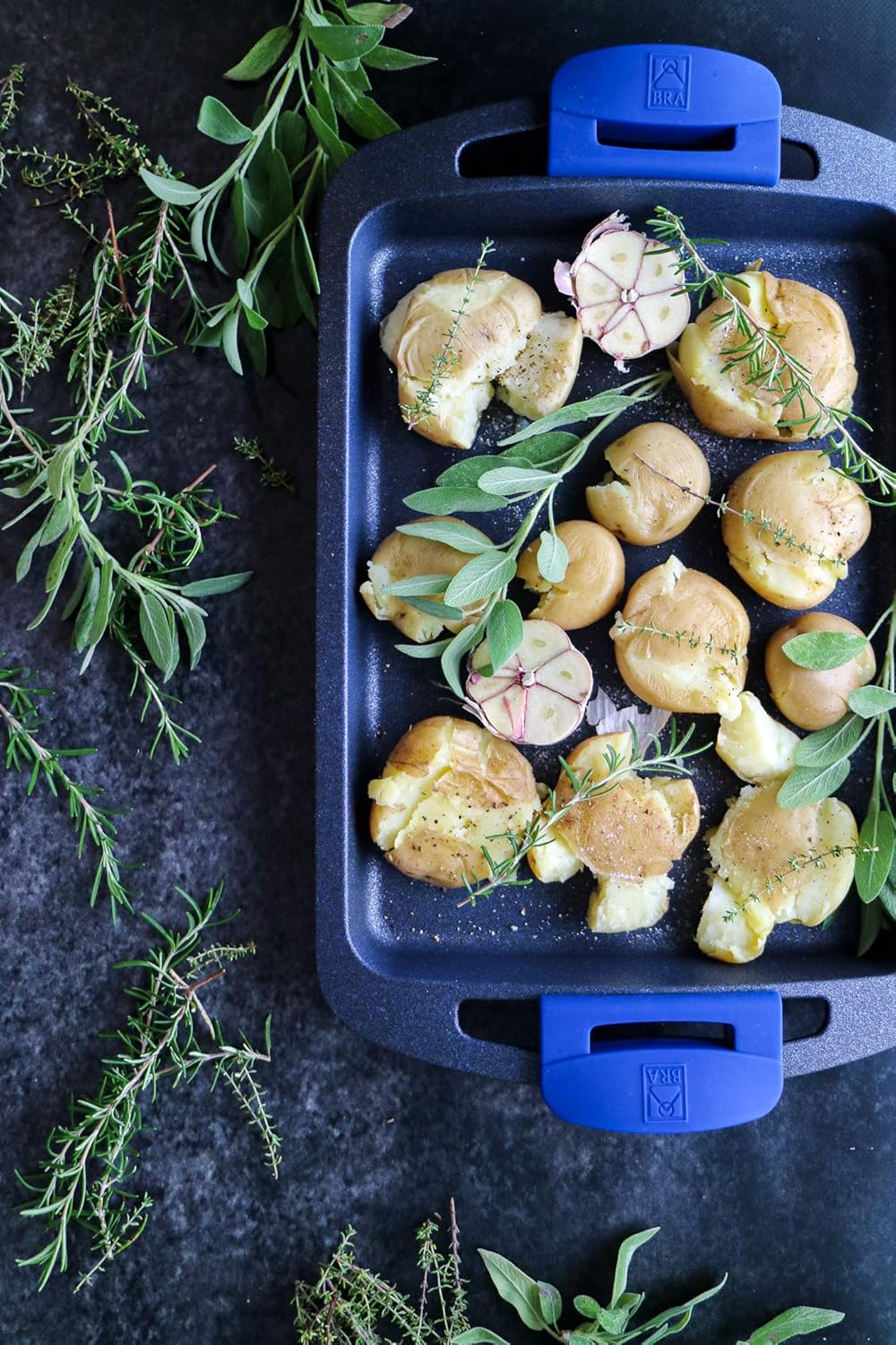 BRA Advanced | Glatte Grillplatte 40 cm, Aluminiumguss mit Antihaftbeschichtung, verstärkt für hervo