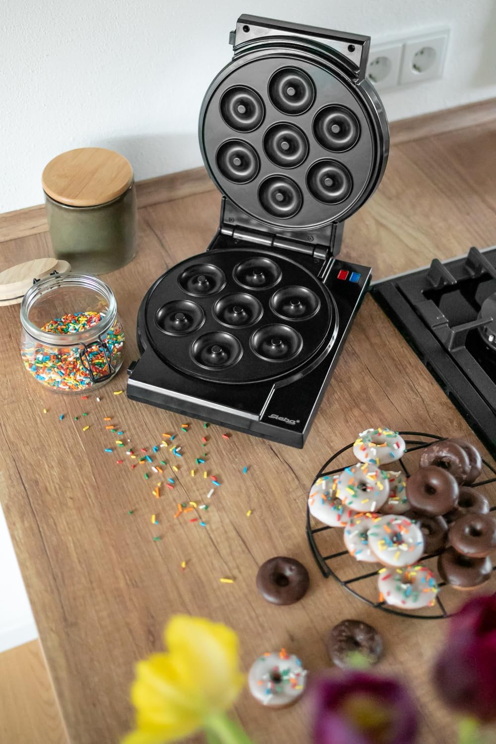 Steba Elektrogeräte 18-33-80 Maker 3 in 1, 3 antihaftbeschichtete Pops, Muffins und Donuts, Platten