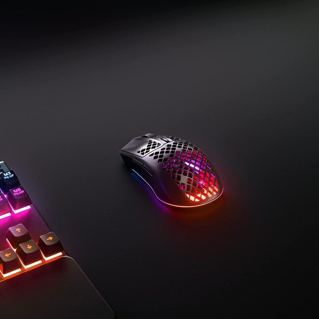 SteelSeries Aerox 3 Wireless - RGB Gaming-Mouse mit Öffnungen in der Oberfläche - Federleichtes, was