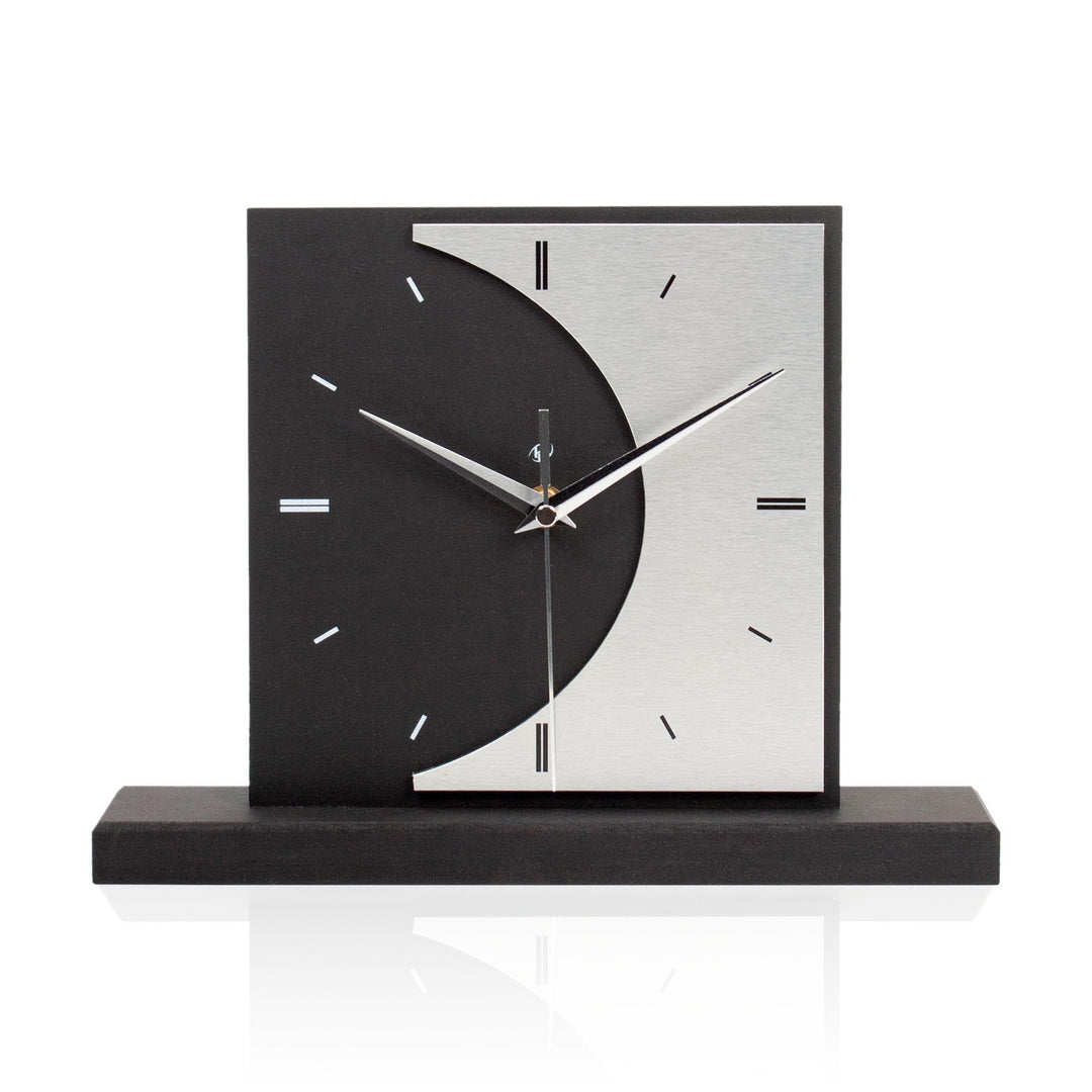 Kreative Feder Standuhr „Silvermoon“ aus Holz – Schwarze Tisch-Uhr ohne Ticken (leises Quarzuhrwerk)