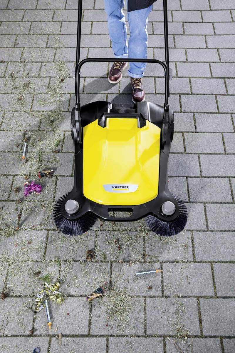 Kärcher Kehrmaschine S 6 Twin (Max. Flächenleistung: 2500 m²/h, 2 Seitenbesen, Kehrbehälter: 38 l, A