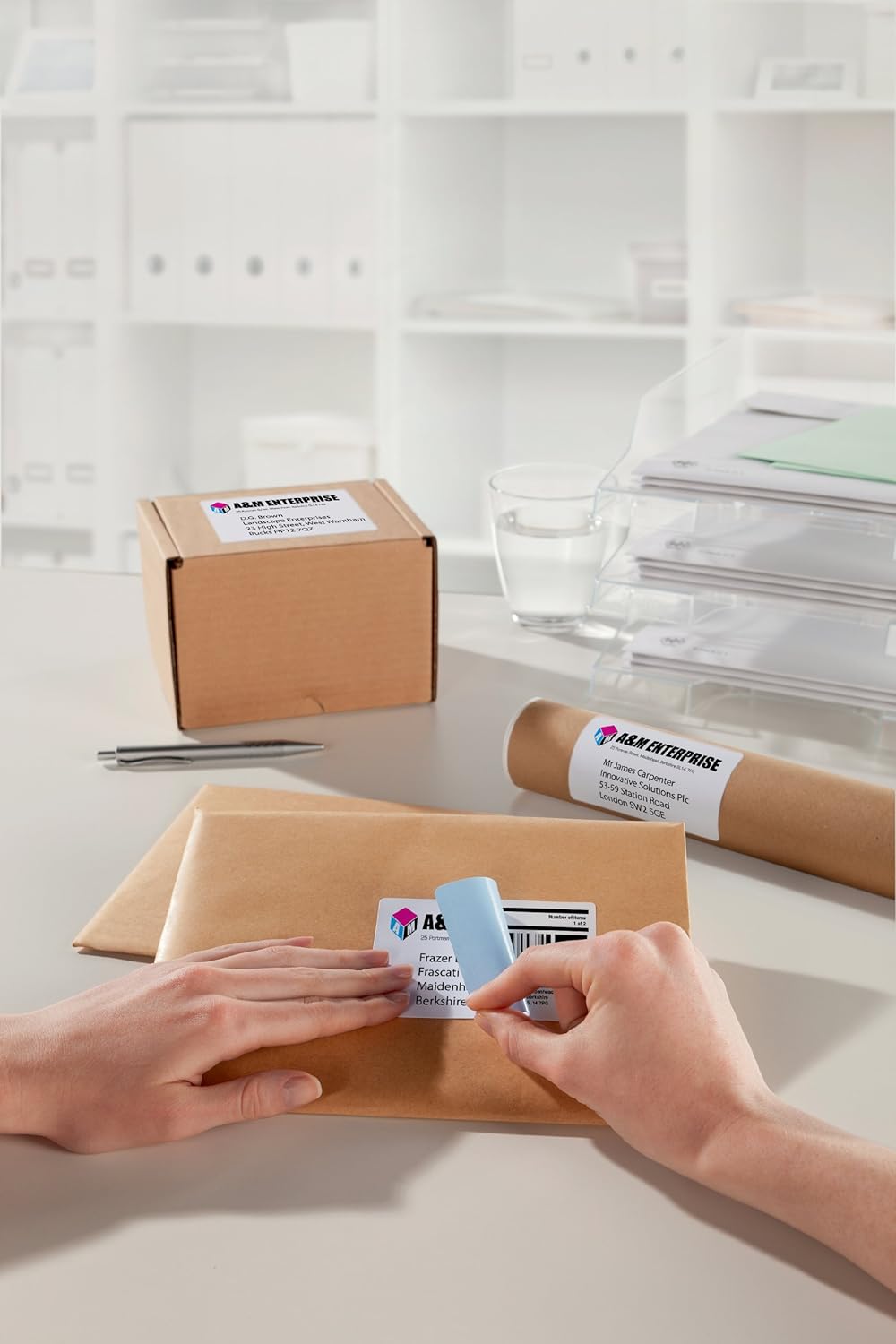 Avery L7166B Selbstklebende Paket-Etiketten, Laserdrucker, 6 Etiketten pro A4-Blatt, 600 Etiketten,