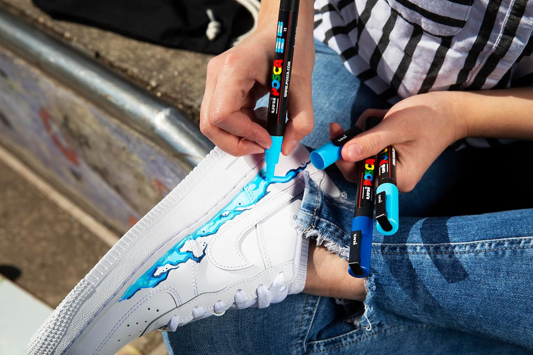 POSCA - Acrylmarker Sneaker Set 8 Farben für helle Oberflächen | Marker mit feinen und extra feinen