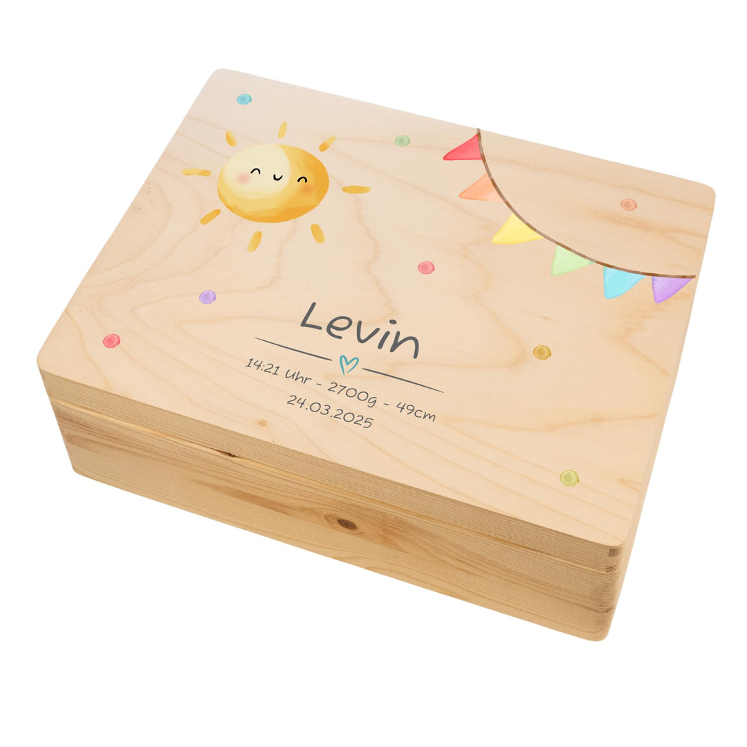 LARIFEE Erinnerungskiste personalisiert Sonne mit Name – Baby Erinnerungsbox Holz mittel 40x30x13,5