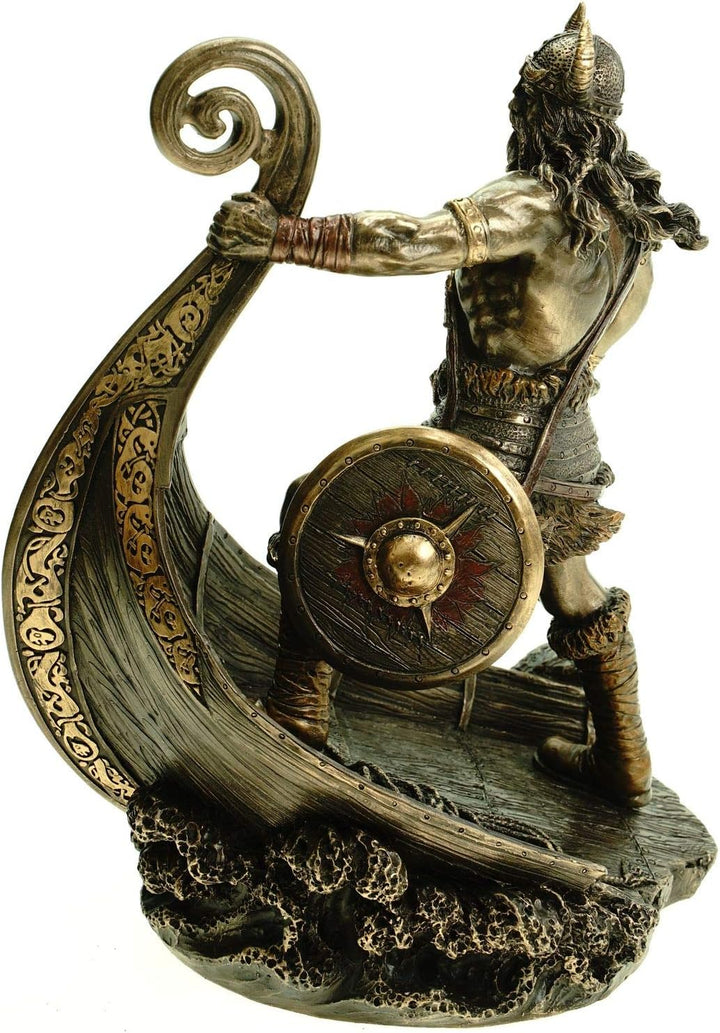 Veronese 708-7655 Figur Wikinger Steht am Bug seines Drachenschiffes 24 cm