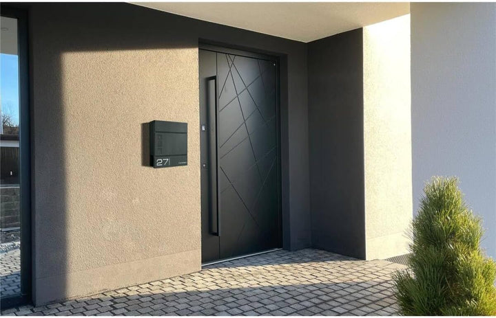 Metzler Briefkasten in Anthrazit RAL 7016 Cube - Name & Hausnummer als Lasergravur - Design Wandbrie