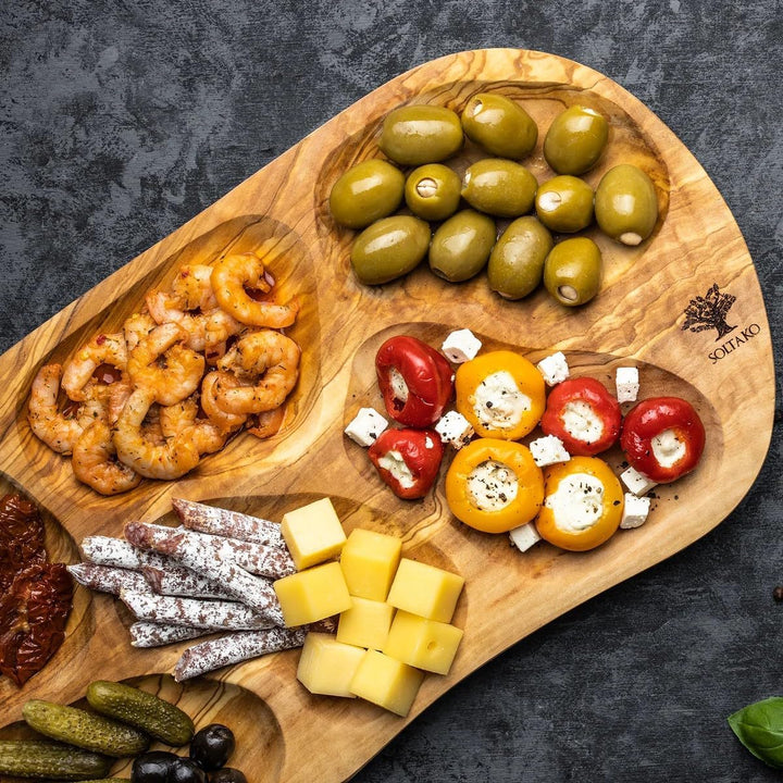 SOLTAKO Olivenholz Geschenksset ideal für Tapas und Brotzeit Bundles Catania 45cm + Hummus Lover 2er