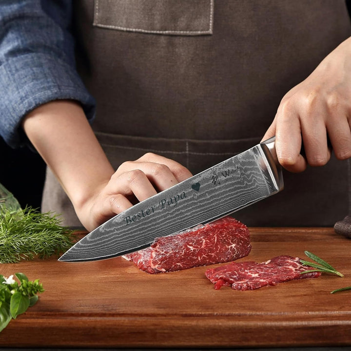 Wakoli EDIB Damast Chefmesser mit Gravur – Personalisiertes Messer, 20cm Klinge aus 67 Lagen Damasts