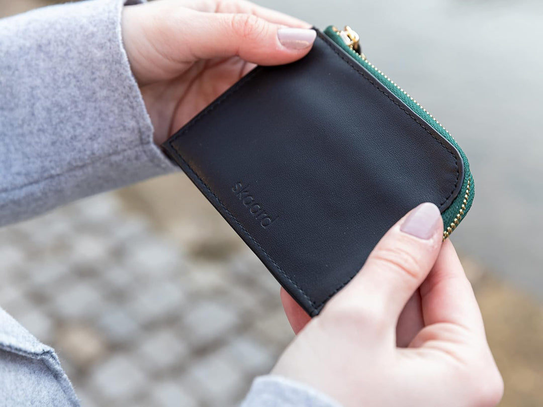 skaard Kleine Damen Geldbörse aus Leder, Schwarz/Grün mit RFID-Schutz Schwarz / Grün, Schwarz / Grün
