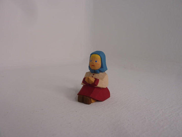 Stoff'l - FEINES FÜR KINDER Lotte Sievers-Hahn Krippenfiguren * Mädchen sitzend im Baumwollbeutel *