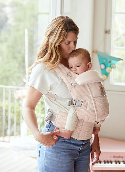 Ergobaby Adapt Babytrage für Neugeborene ab Geburt, 3-Positionen SoftFlex Mesh Ergonomische Babybauc