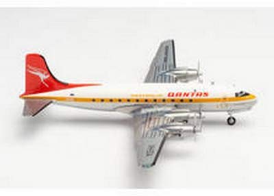 herpa Wings 570855 - Qantas Douglas DC-4 - Centenary Series Pacific Trader - VH-EDA - 1:200