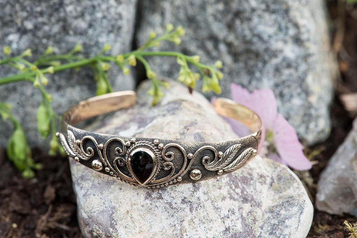 Windalf Mittelalter Bohemia Armreif ELANIA Ø 5.7 cm Onyx Elfenschmuck Armschmuck Hochwertige Bronze