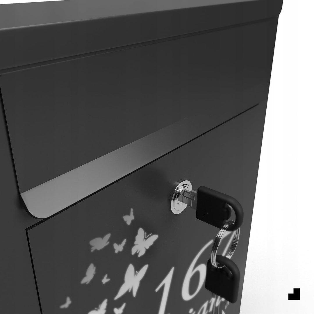 Gustav Briefkasten Klein Schwarz RAL 9005 personalisiert mit Name & Hausnummer inkl. Bitte Keine Wer