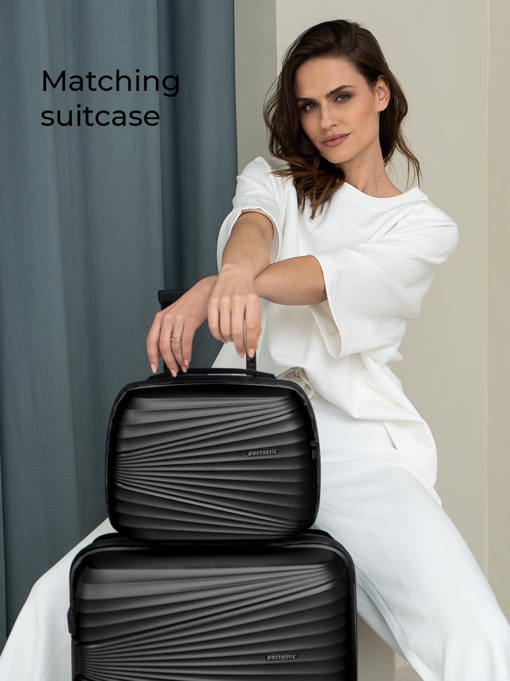 Pactastic Hartschalen Handgepäck Kosmetik-Koffer | Stabiles Beauty-Case mit Aufsteckfunktion | 34 x