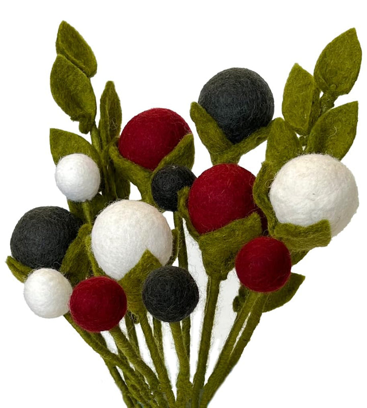 your castle Blumenstrauss aus 12 handgearbeiteten künstlichen Filzblumen &amp; 2 Ästen, fairer Handel, n