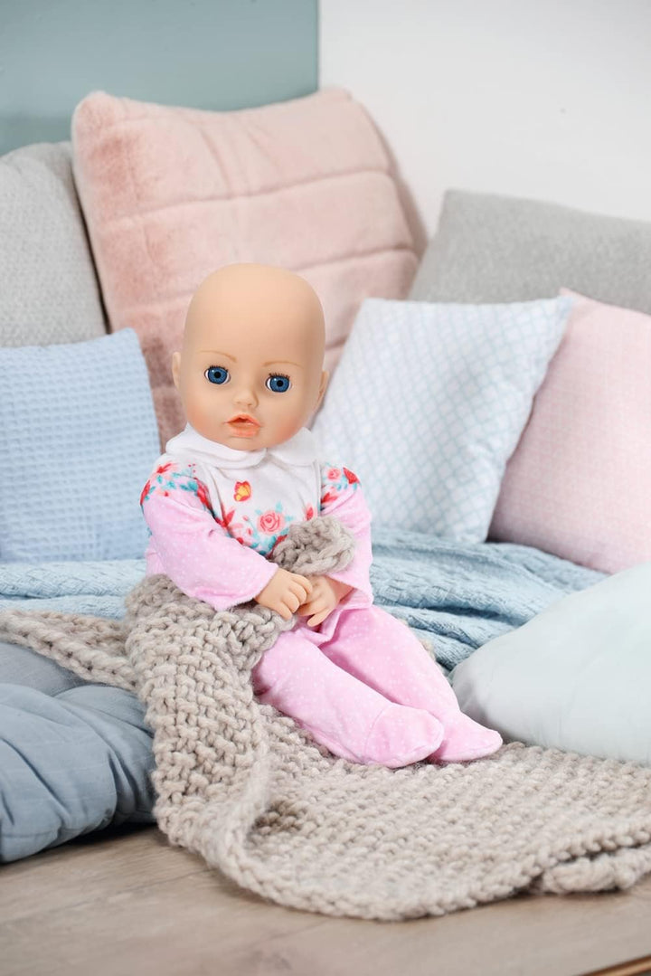 Baby Annabell Strampler, rosa Anzug mit Rosen-Details für 43 cm Puppen mit Kleiderbügel, 706817 Zapf