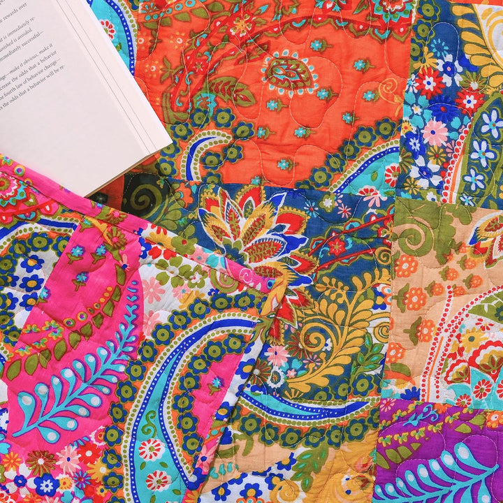 Mehrfarbige Patchwork-Steppdecke, Vintage-Stil, indische Wende-Steppdecke, superweich und warm, Wohn