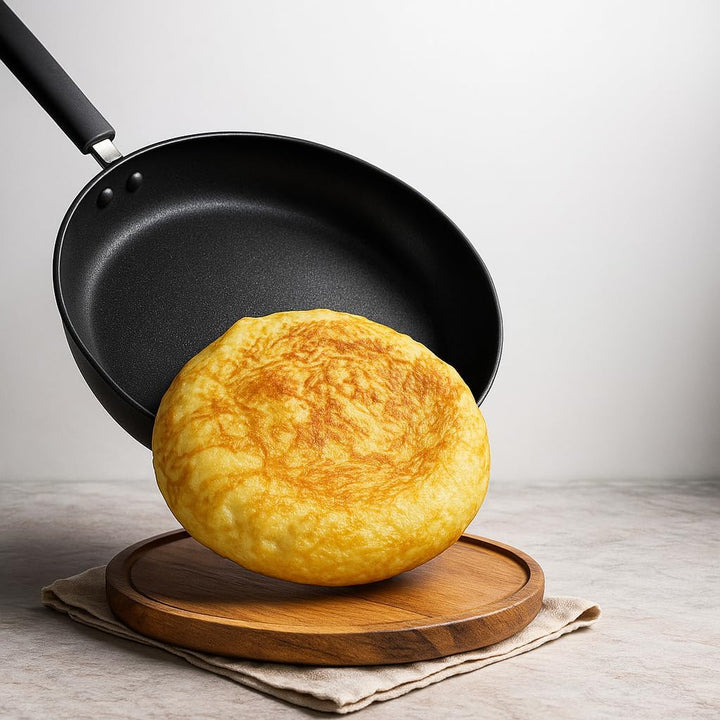 MGE - Omelette-Pfanne für Induktion und Vitro - Aluminium - Ø 24 cm - Schwarz