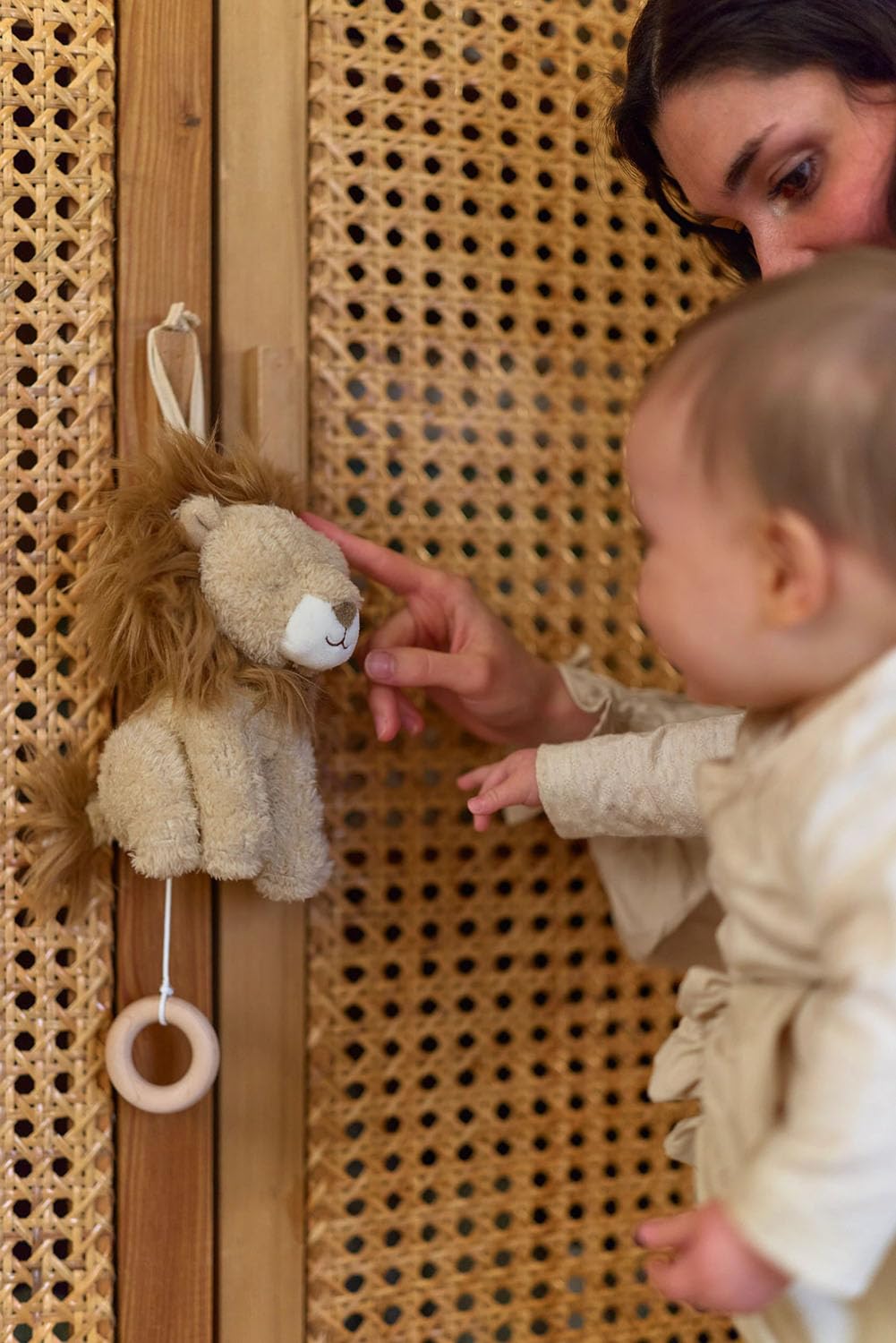 Little Dutch Spieluhr - Einschlafhilfe - Aufzieh-Spieluhr - Löwe - für Babys ab der Geburt - Safari