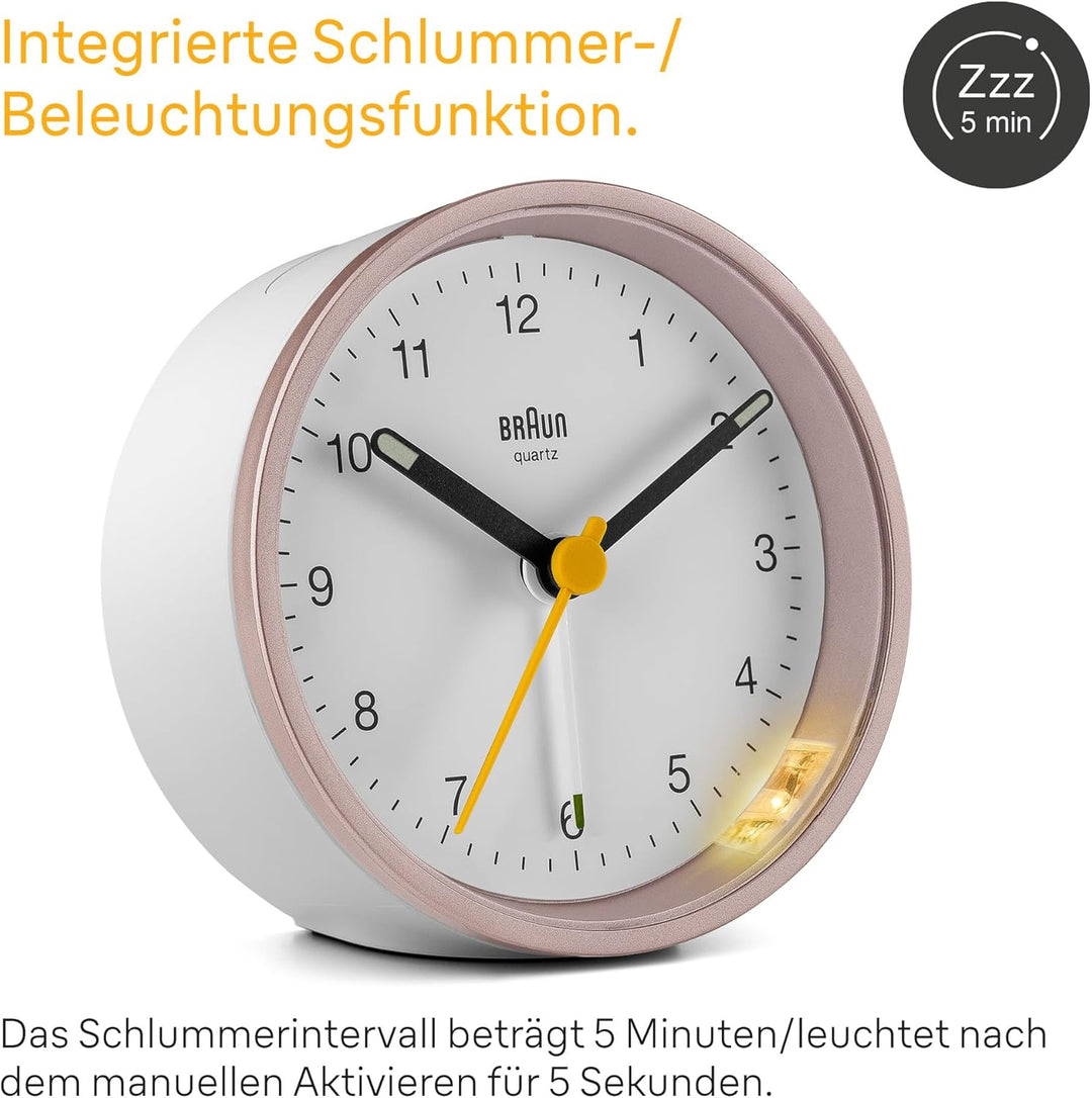 Braun Klassischer analoger Wecker Schlummerfunktion und Licht, ruhiges Quarzuhrwerk, Crescendo-Alarm