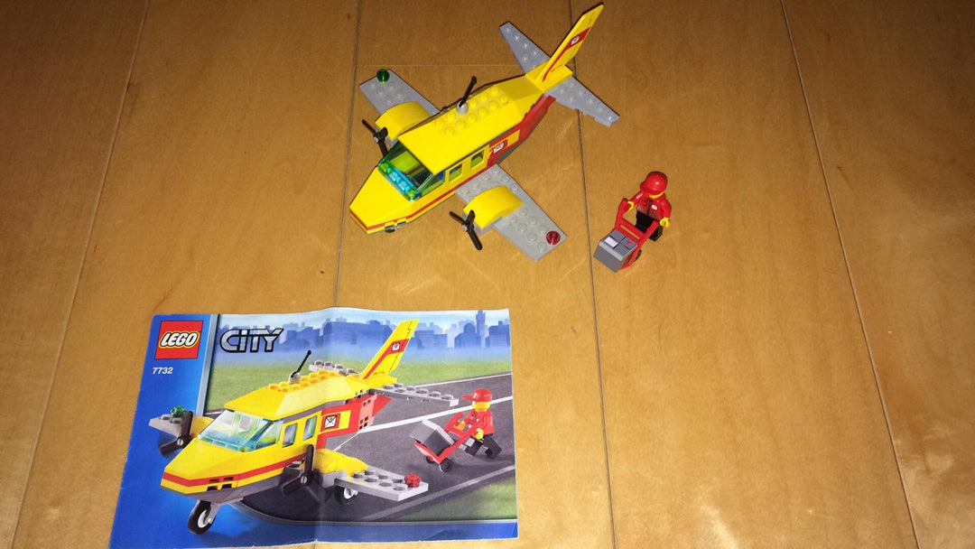 LEGO City 7732 - Postflugzeug