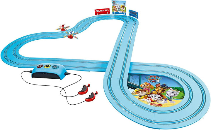 Carrera First PAW Patrol Race 'N' Rescue 2,4m Rennstrecken-Set | 2 ferngesteuerte Fahrzeuge mit Chas