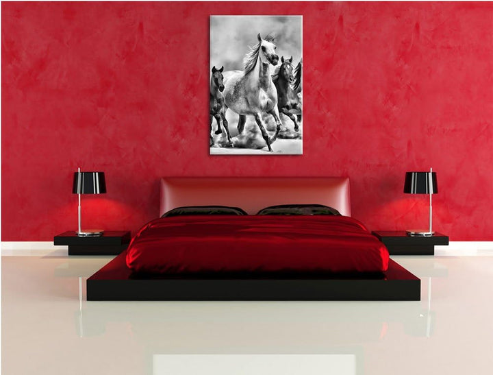 Pixxprint Monocrome, Western Pferde in Wüste mit Fohlen, Format: 100x70 auf Leinwand, XXL riesige Bi