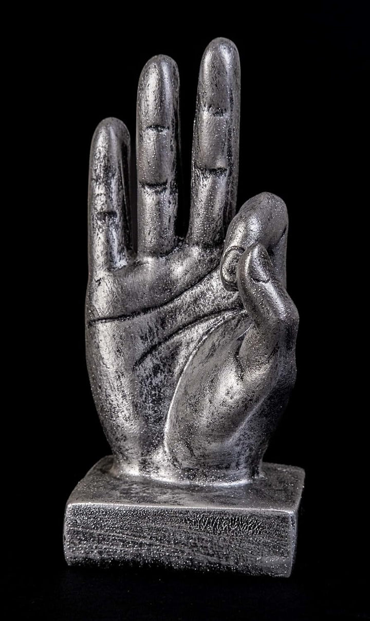 IDYL Moderne Skulptur Figur Resin Finger o.k. | silberfb. | Masse: 9x6x16,5 cm | Material: Polyresin