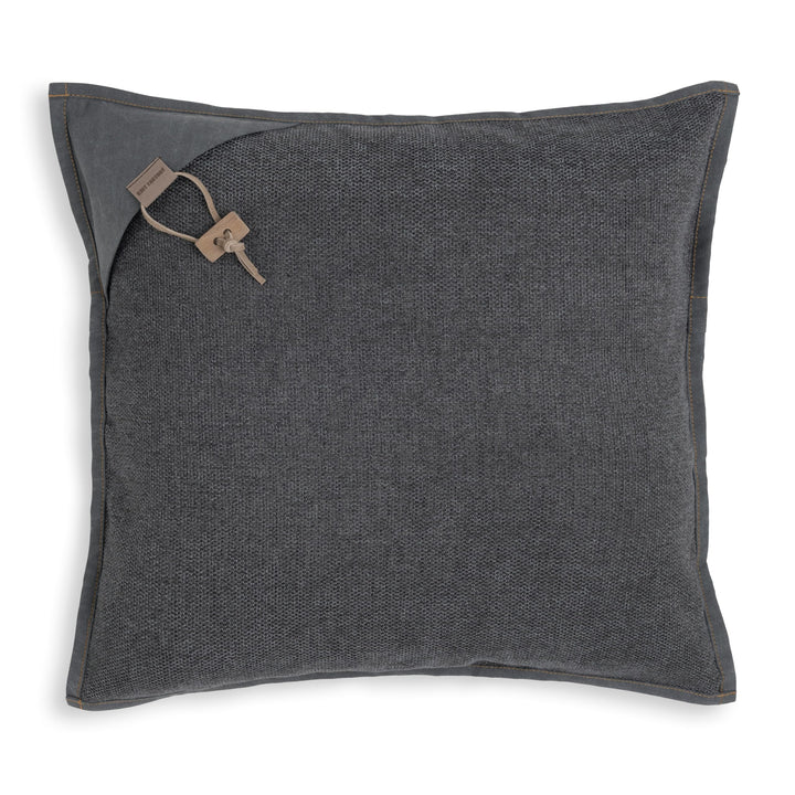 KNIT FACTORY - Hope Kissen - Modernes Dekokissen mit feinmaschigen Struktur - Couchkissen mit Füllun