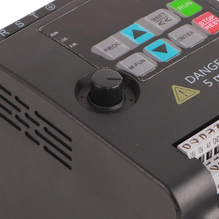 380 V 2.2kw Mini VFD Frequenzumrichter 3 phasen-Wechselstrom Wechselrichter für 3 phasen Drehstrommo