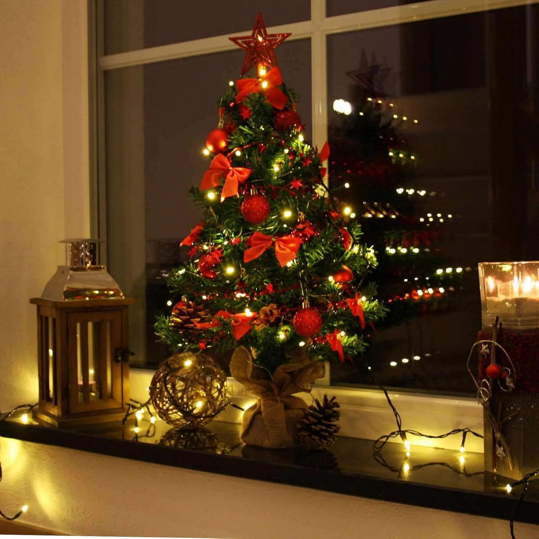 Weihnachtsbaum künstlich (WBD) 60 cm grün mit Weihnachtsdeko rot und Led Lichterkette mit Batteriebo