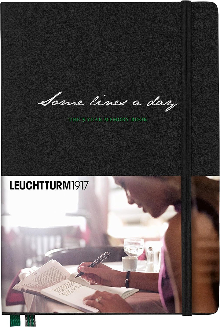 Leuchtturm1917 343552 Some Lines a Day - Das Fünfjahresbuch (Medium, A5) schwarz &amp; 304637 Pen Loop (