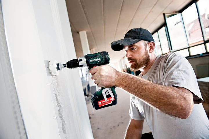 metabo Akku-Bohrschrauber BS 18 LT - 18 V, 60 Nm Drehmoment - Schnellspannbohrfutter, Gürtelhaken, B