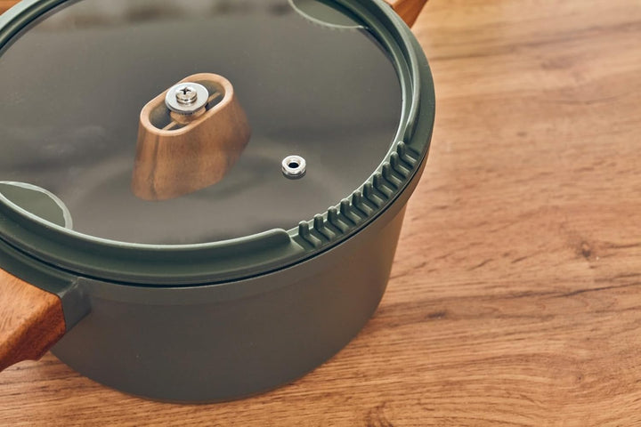 RESTO Bratentopf mit Glasdeckel 4,6L antihaftbeschichtet - Kasserolle 24cm aus Aluminium mit Deckel