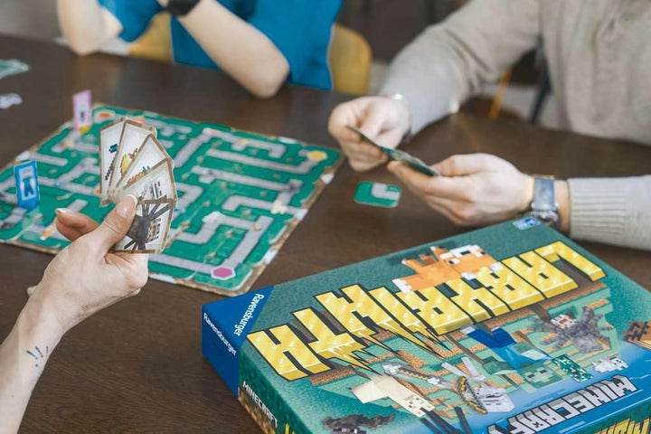 Ravensburger 24684 - Minecraft Labyrinth - Der Spieleklassiker für 2-4 Spieler ab 7 Jahren mit Chara