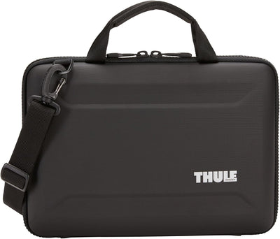 Thule Gauntlet Black 16" MacBook Pro
