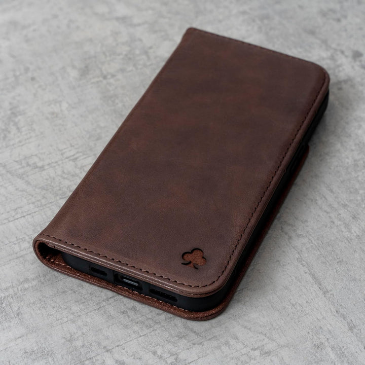 Porter Riley - Lederhülle für Huawei P30. Premium Echtleder Standhülle/Cover/Brieftasche kompatibel