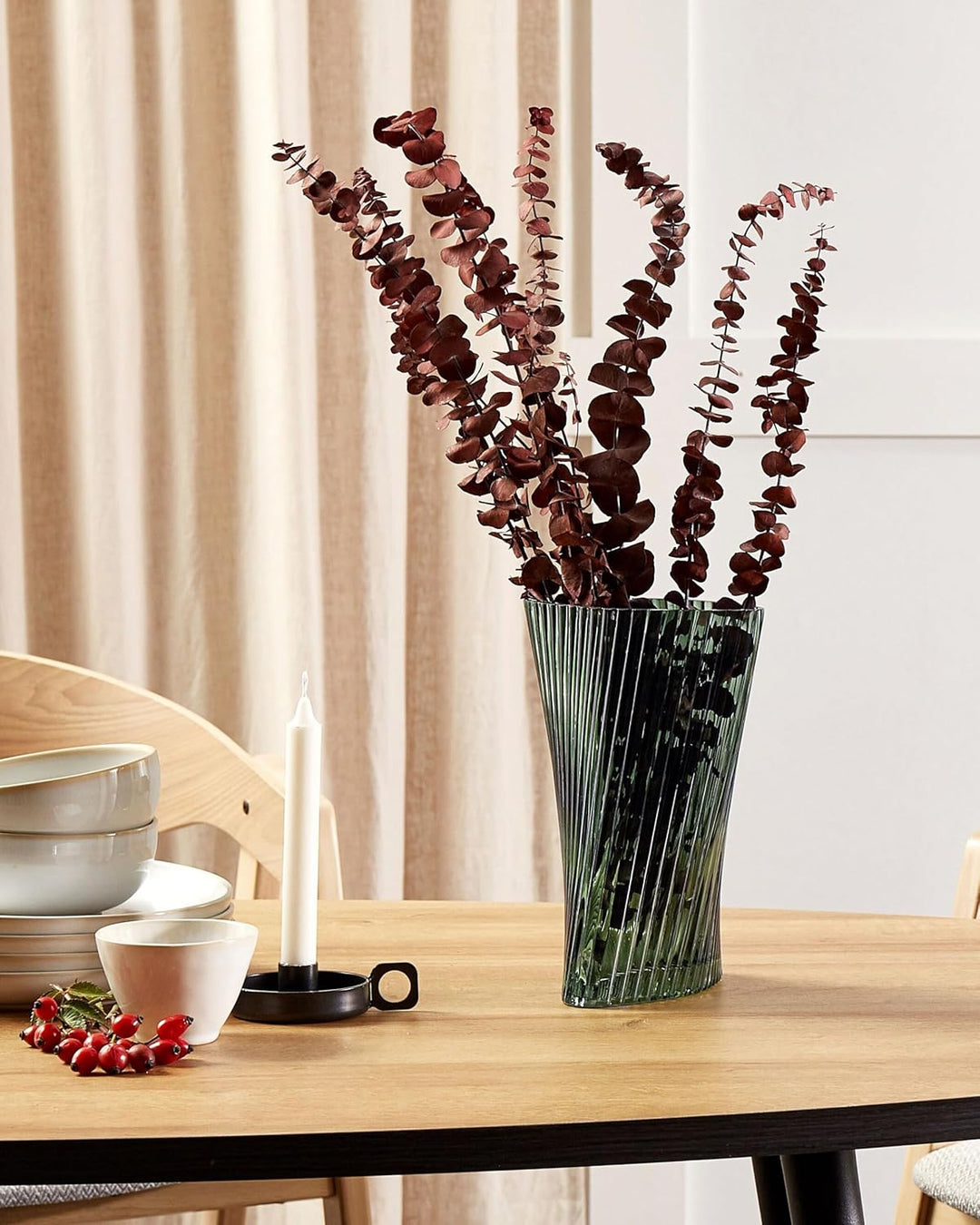 Hohe Deko Blumenvase Glas grün 26 cm mit Rillen breiter Öffnung Modern Marpissa