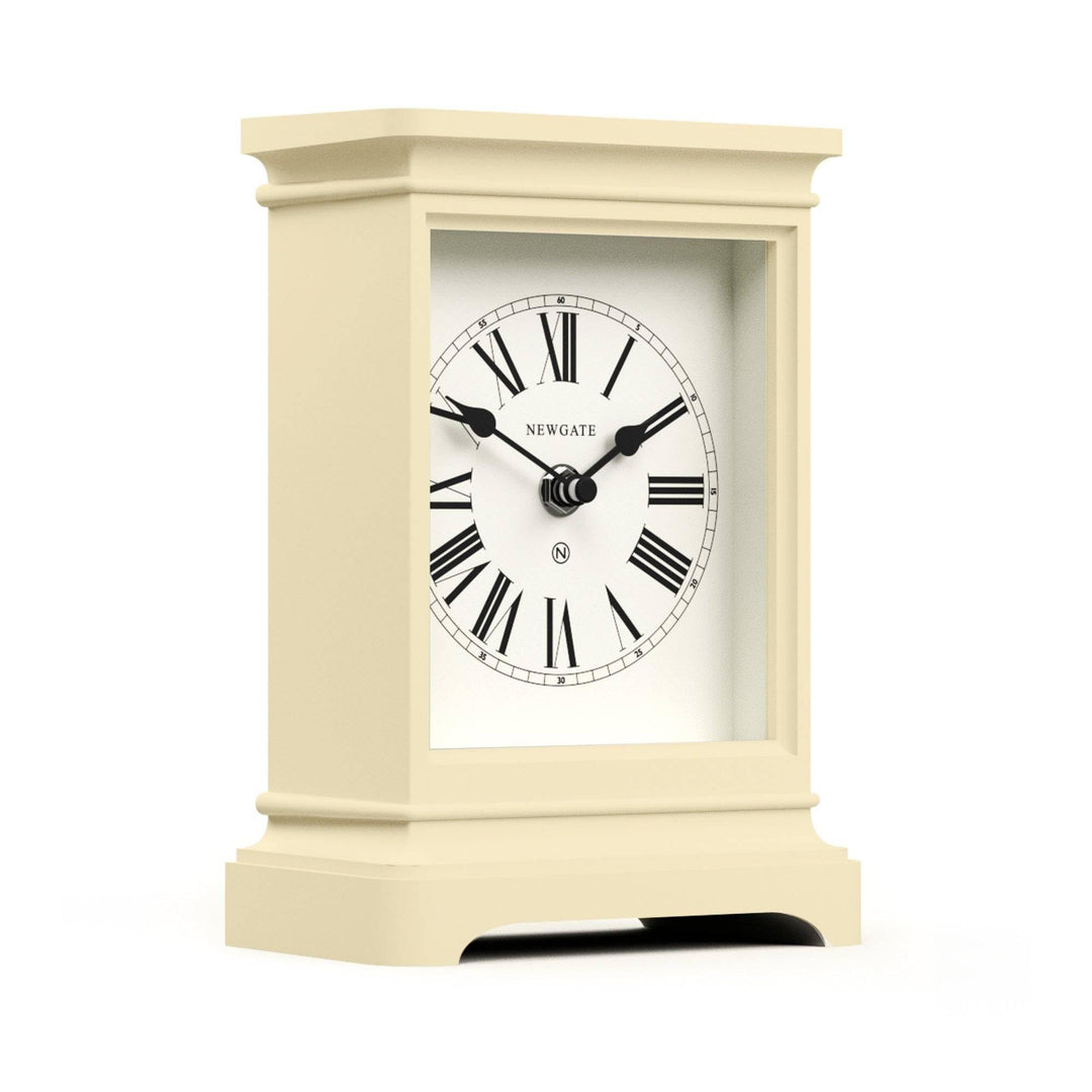 NEWGATE® Time Lord Kaminsims Uhr | Klassisches Design Einer kutschenuhr | Blasscreme | Römische ziff