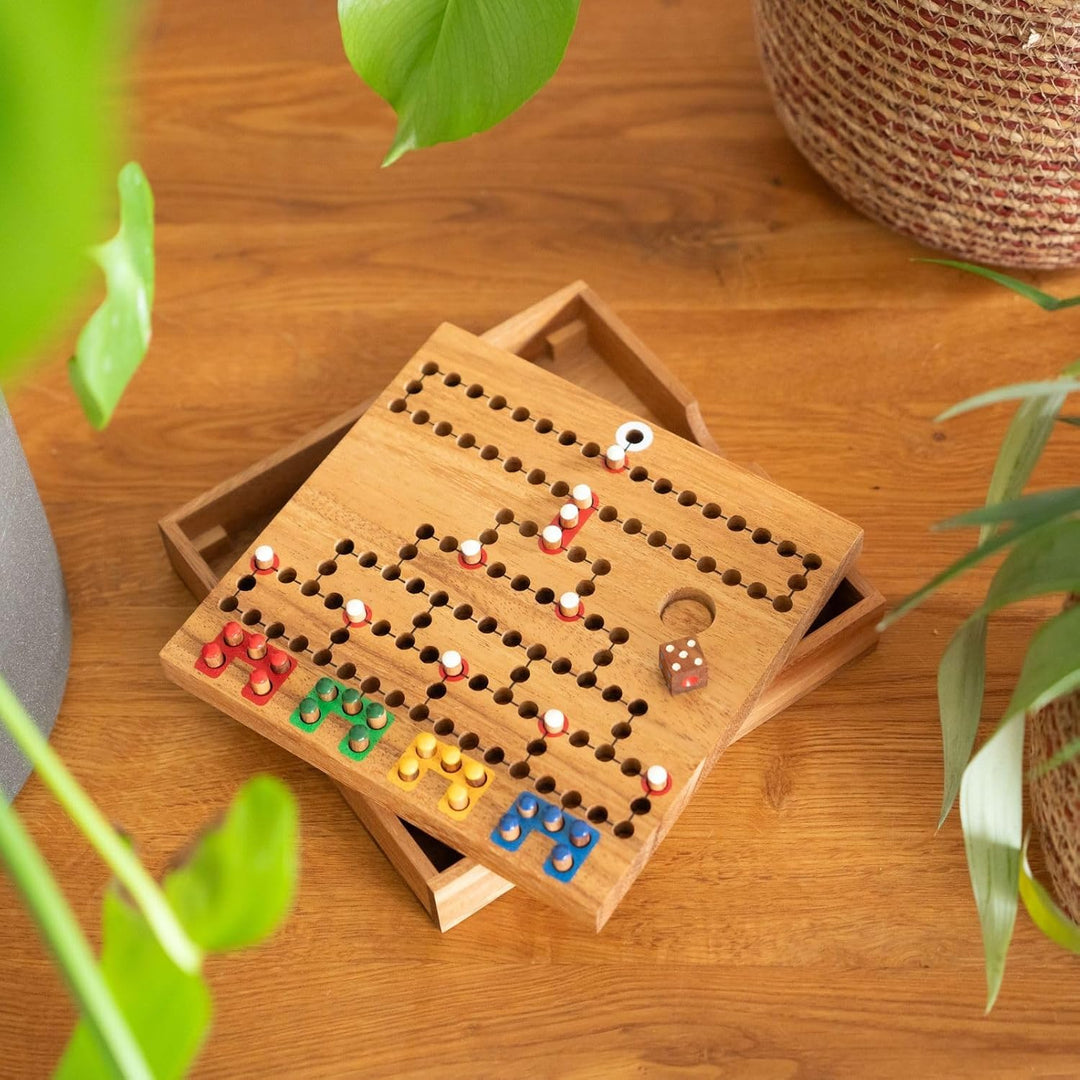 LOGOPLAY Blockade Reisespiel im Holzkasten - 18cm x 18cm - Würfelspiel - Strategiespiel - Gesellscha