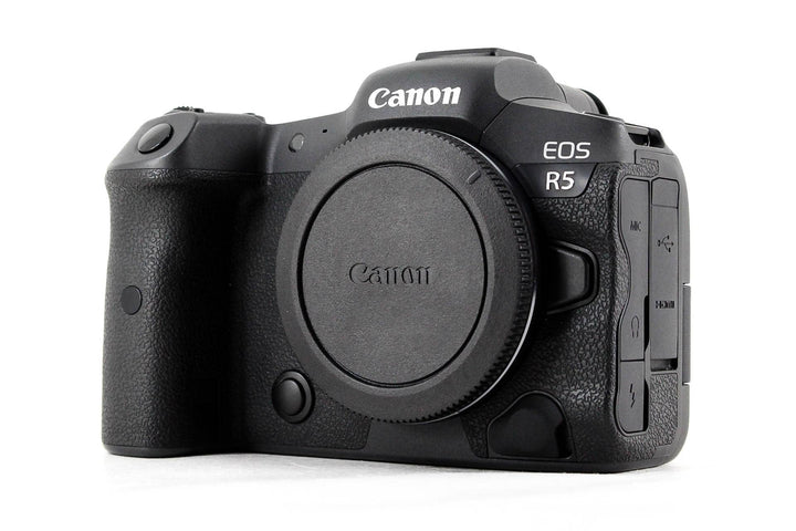 Canon EOS R5 Vollformat Systemkamera - Gehäuse (spiegellos, 45 MP, DIGIC X, 8K RAW, 4K 120p, 5 Achse